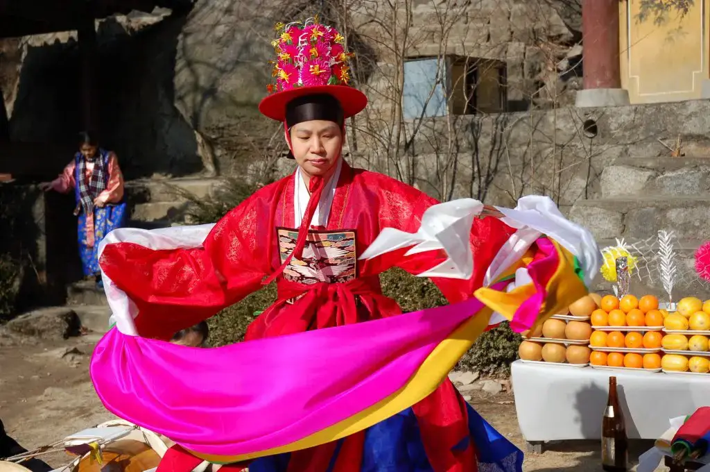 Chamanismo Universal - Chamanismo Coreano